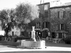 Place Provençale - Alpes de haute Provence