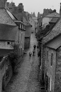 Dinan sous la pluie - Bretagne